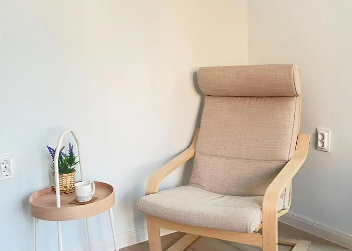 Apartament Nearby The Sea- Elegant Retreat In