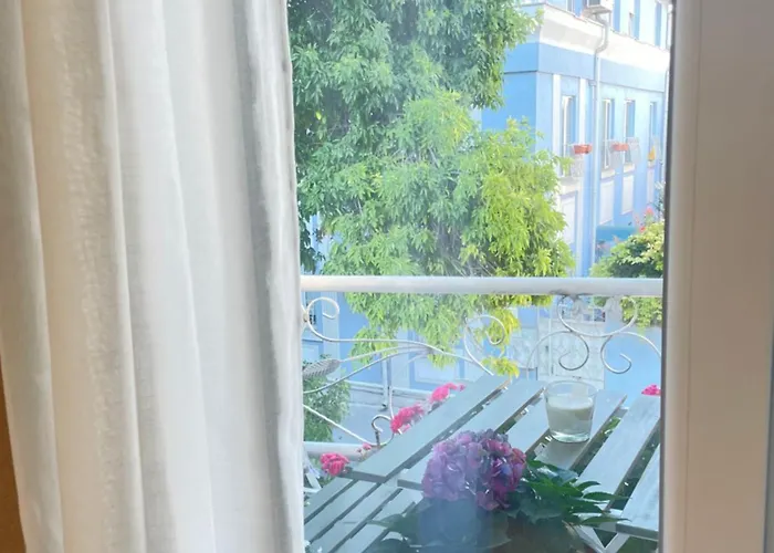 Apartament Nearby The Sea- Elegant Retreat In *