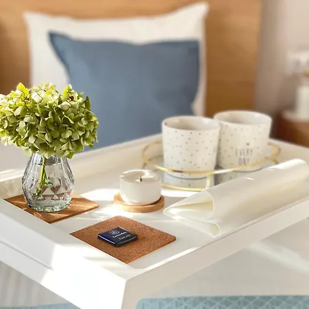 Апартамент Nearby The Sea- Elegant Retreat In Варна
