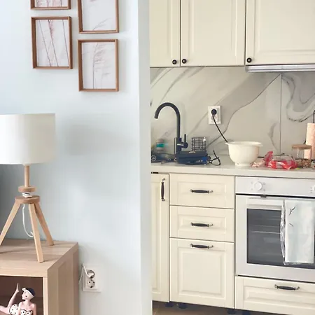 Nearby The Sea- Elegant Retreat In 公寓