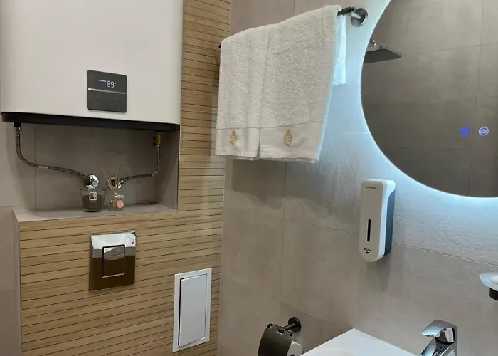 Nearby The Sea- Elegant Retreat In *